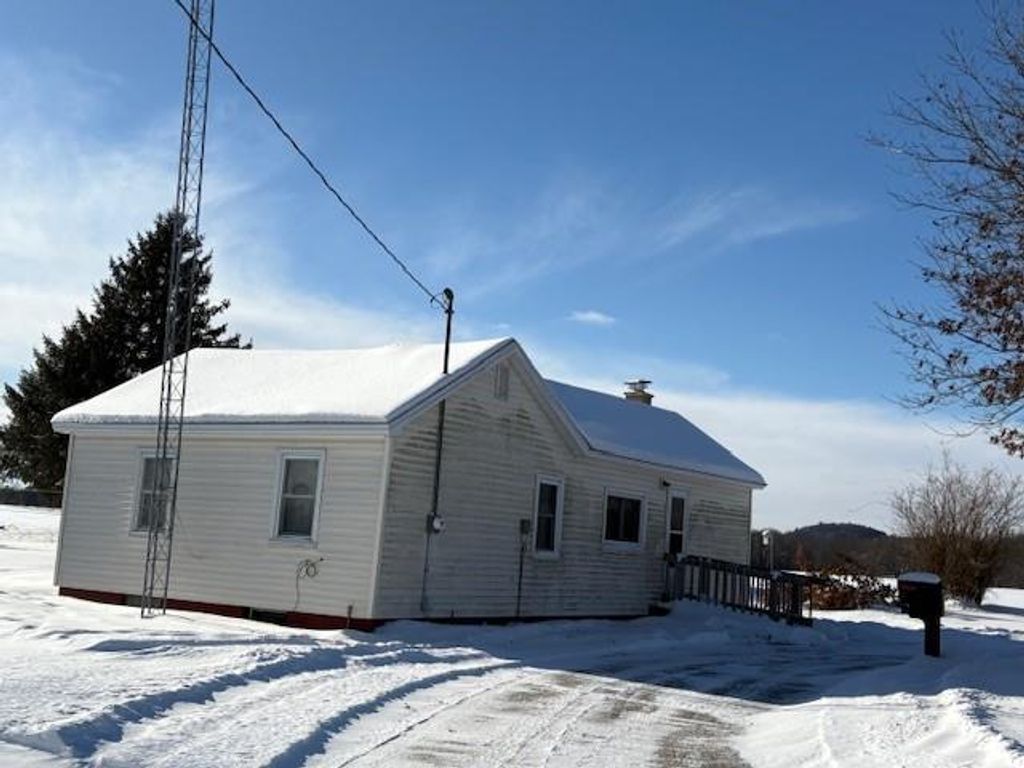 Photo of 115 Peterson ROAD, Hixton, WI 54635 (MLS # 1597613)