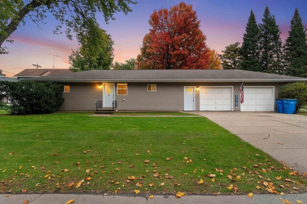 Photo of 1036 Bartelt STREET, Gresham, WI 54128 (MLS # 50333706)