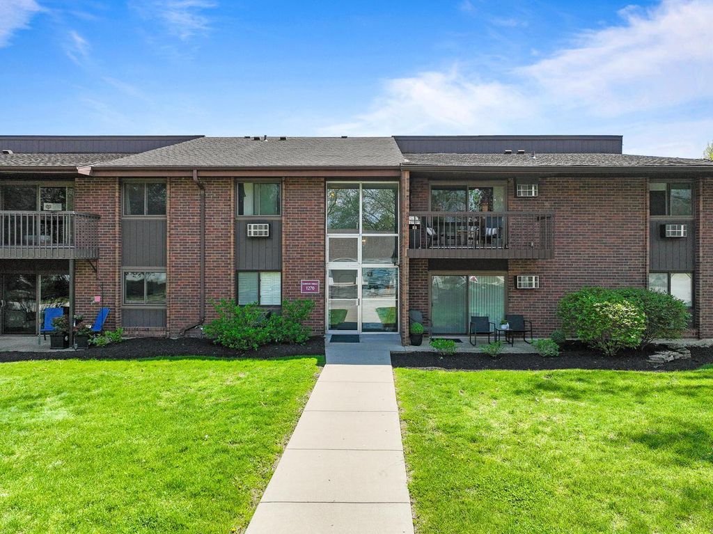 Photo of 1270 Wisconsin STREET #211, Lake Geneva, WI 53147 (MLS # 1962115)