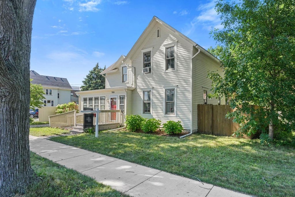 Photo of 916 Giles STREET, Stoughton, WI 53589 (MLS # 2027248)