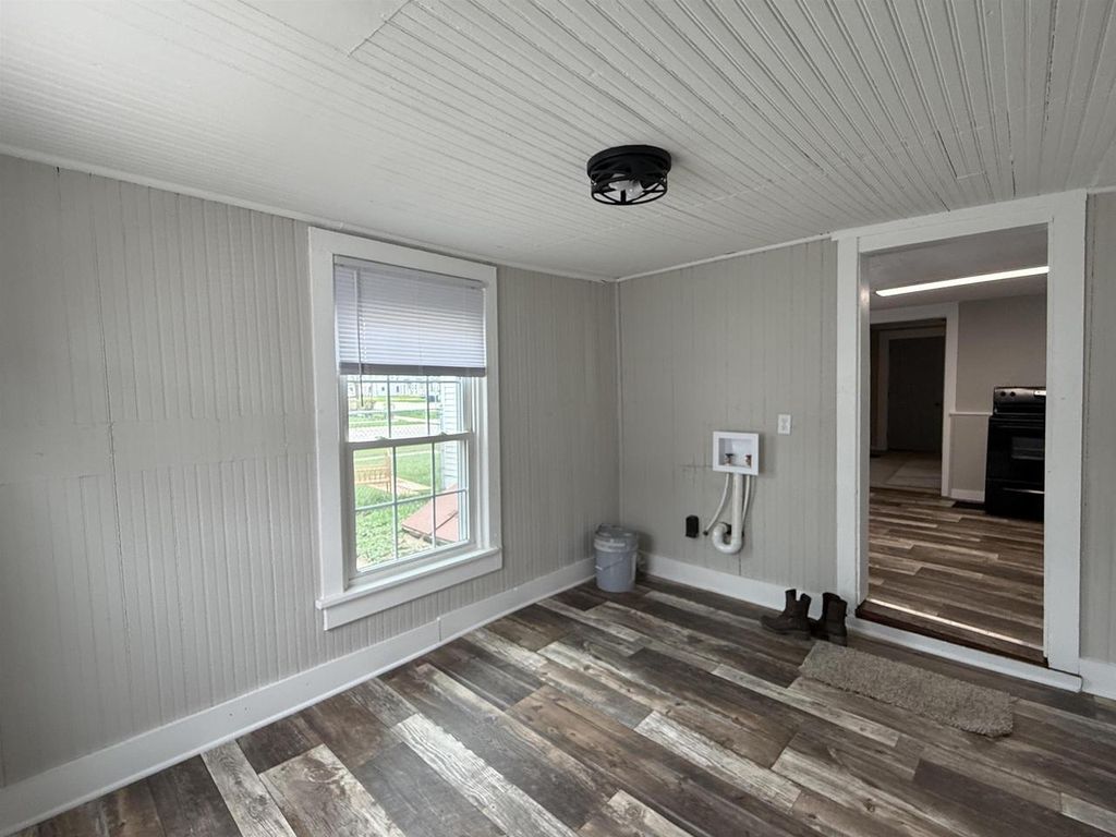 Photo of 221 Center AVENUE, Janesville, WI 53548 (MLS # 2021404)