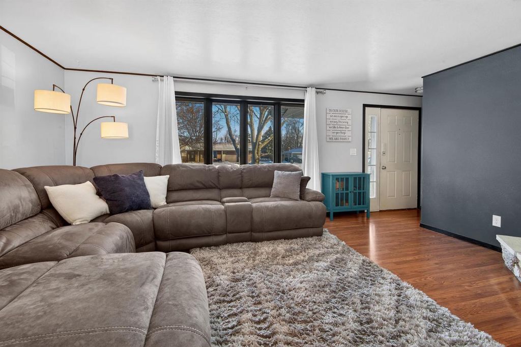 Photo of 1403 Orlando DRIVE, Green Bay, WI 54313 (MLS # 50320258)