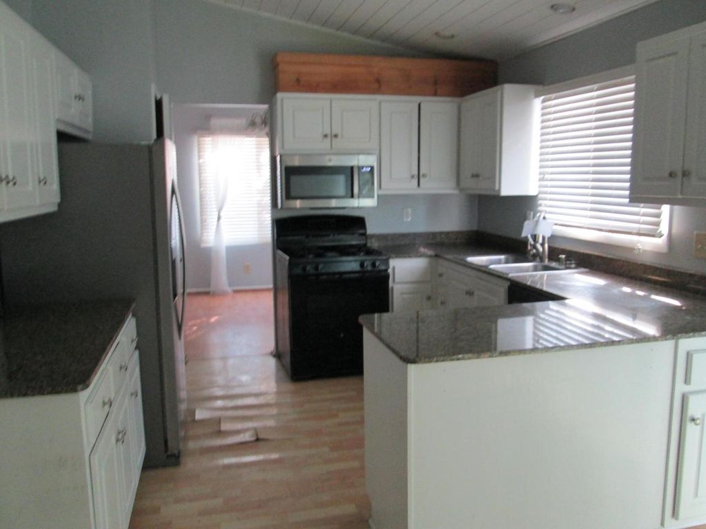 Photo of 15875 W Marietta DRIVE, New Berlin, WI 53151 (MLS # 1954452)