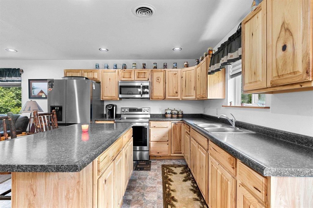 Photo of W10559 Fox LANE, Crivitz, WI 54114 (MLS # 50323801)