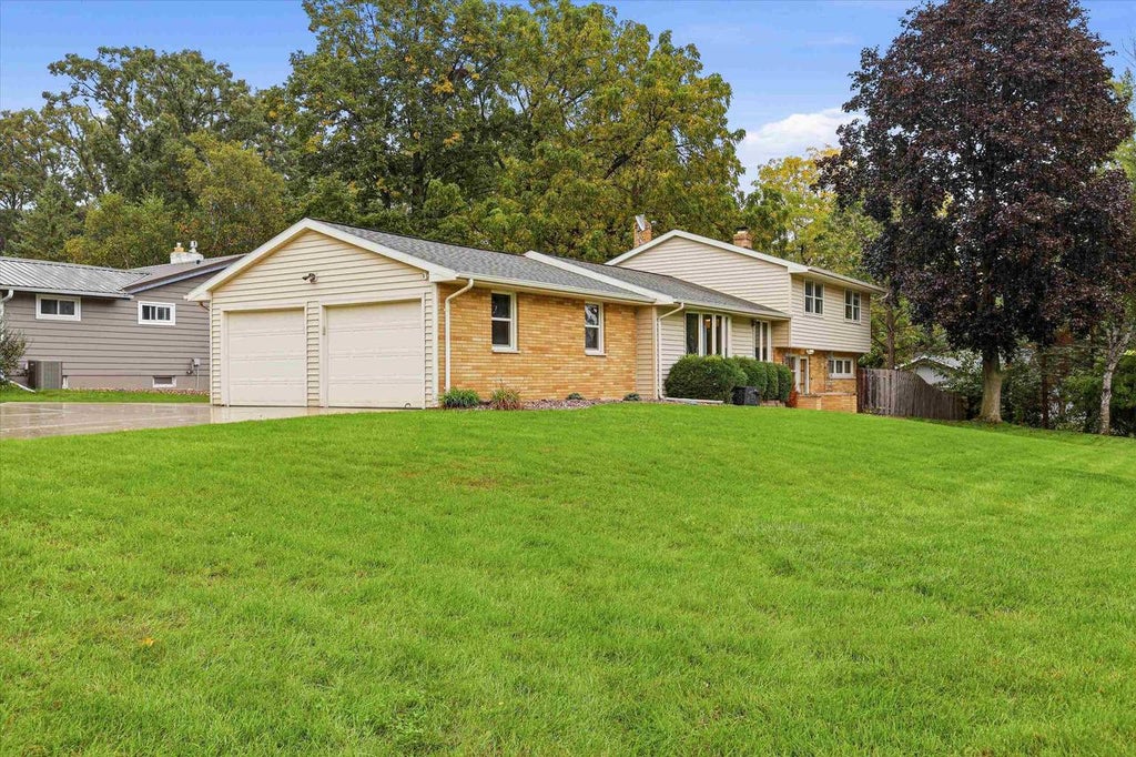 Photo of 419 Simonet STREET, WI 54301 (MLS # 50333702)