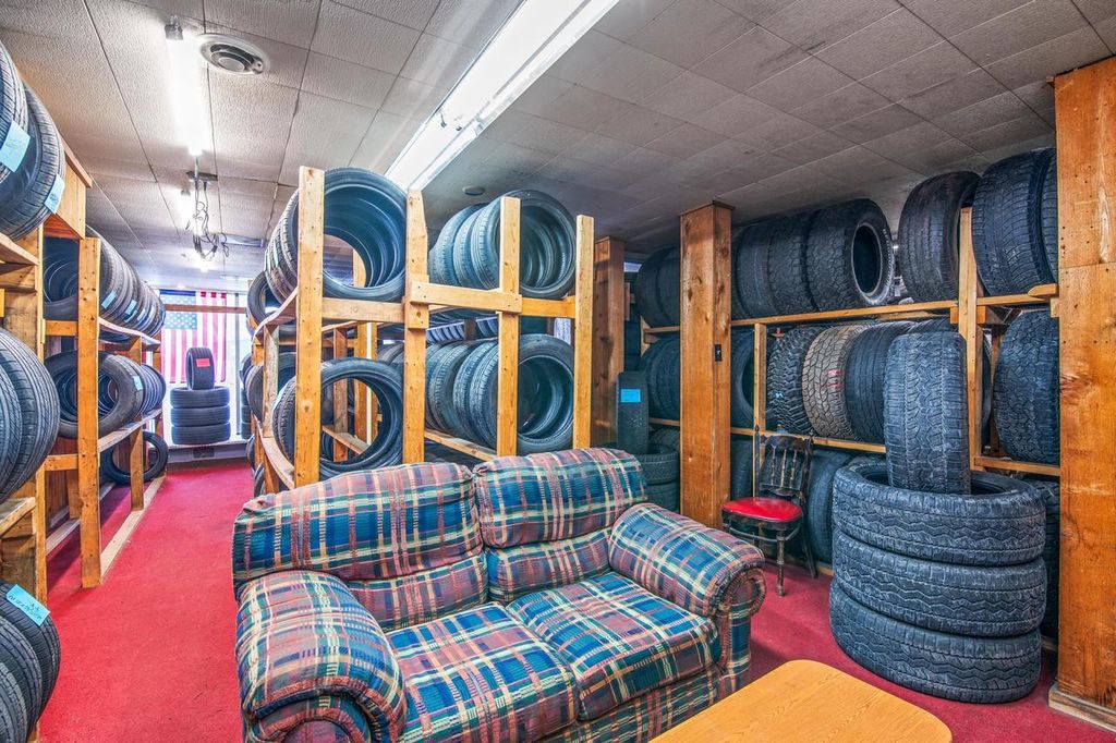 Photo of 1666 Main STREET, Green Bay, WI 54302 (MLS # 50319875)