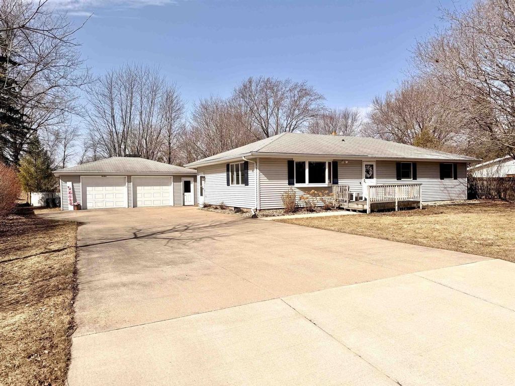 Photo of N1443 Greenwood ROAD, Greenville, WI 54942 (MLS # 50322034)