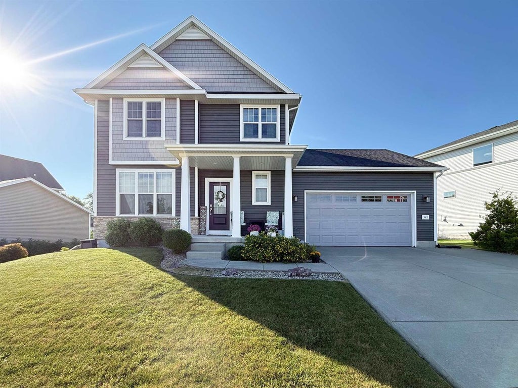 Photo of 943 Silver Ripple WAY, Deforest, WI 53532 (MLS # 2027515)