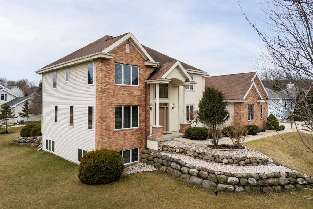 Photo of 8701 Nelson CROSSING, Verona, WI 53593 (MLS # 2018069)