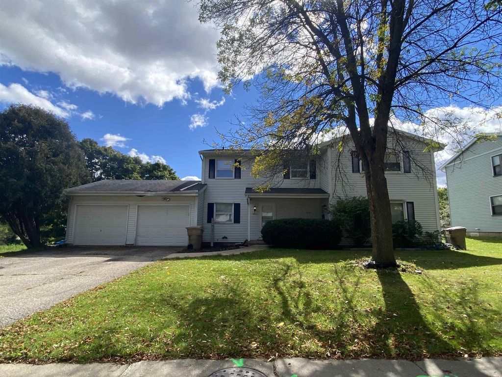 Photo of 10500 W Rae AVENUE, Milwaukee, WI 53225 (MLS # 1944351)