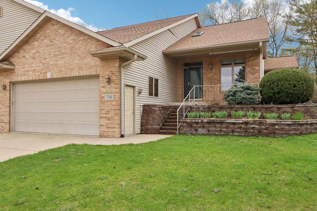 Photo of 734 8th STREET, Prairie Du Sac, WI 53578 (MLS # 2020090)