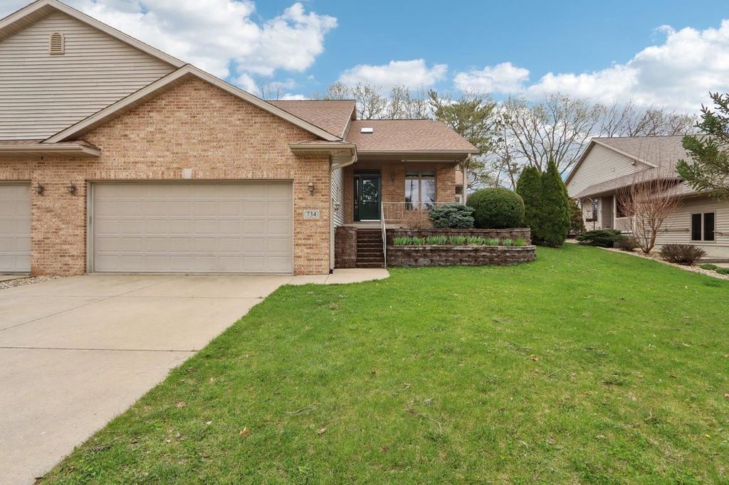 Photo of 734 8th STREET, Prairie Du Sac, WI 53578 (MLS # 2020090)