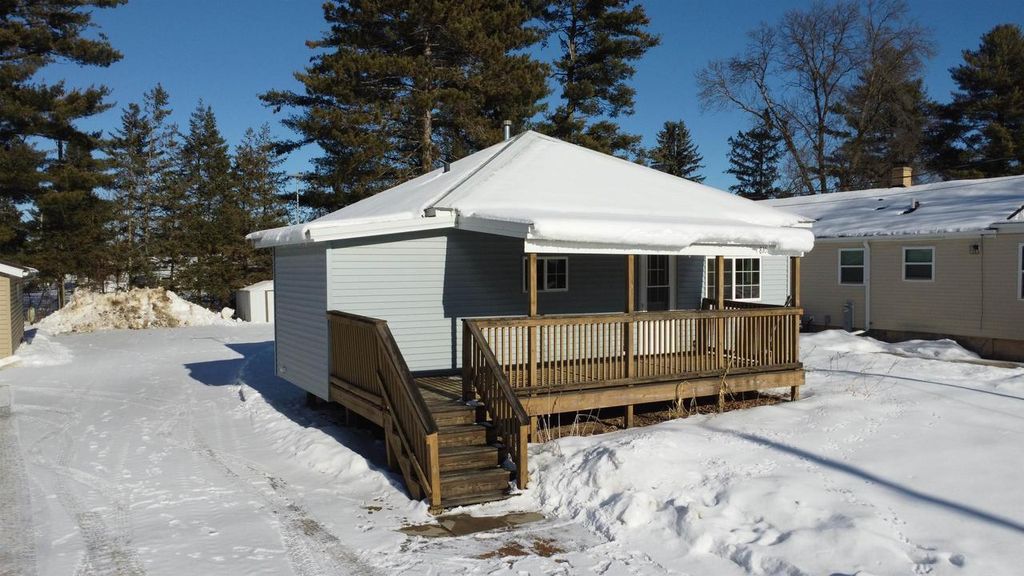 Photo of 810 North AVENUE, Antigo, WI 54409 (MLS # 22600114)