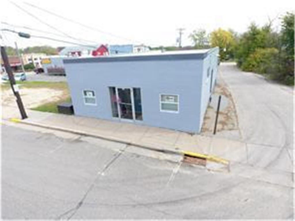 Photo of 126 S Chestnut STREET, Ellsworth, WI 54011 (MLS # 7060714)