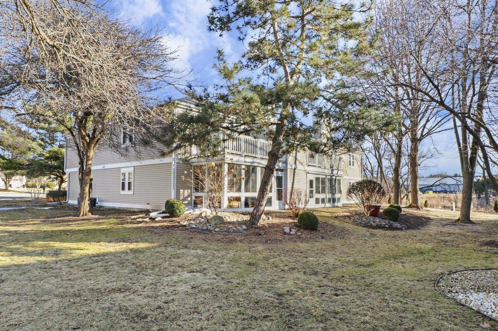 Photo of 7823 E Oakbridge WAY #2A, Madison, WI 53717 (MLS # 2016845)