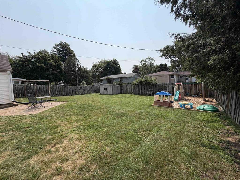 Photo of 512 Fairview WAY, Shawano, WI 54166 (MLS # 50329903)