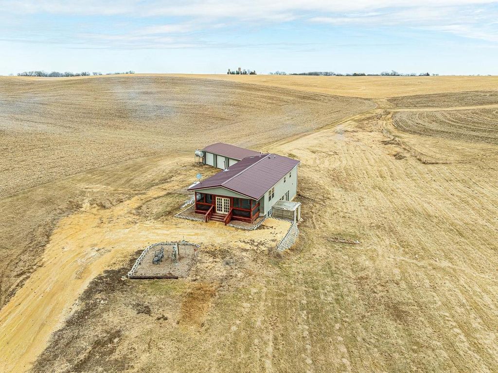 Photo of 218 Durkin ROAD, Mineral Point, WI 53565 (MLS # 2017270)