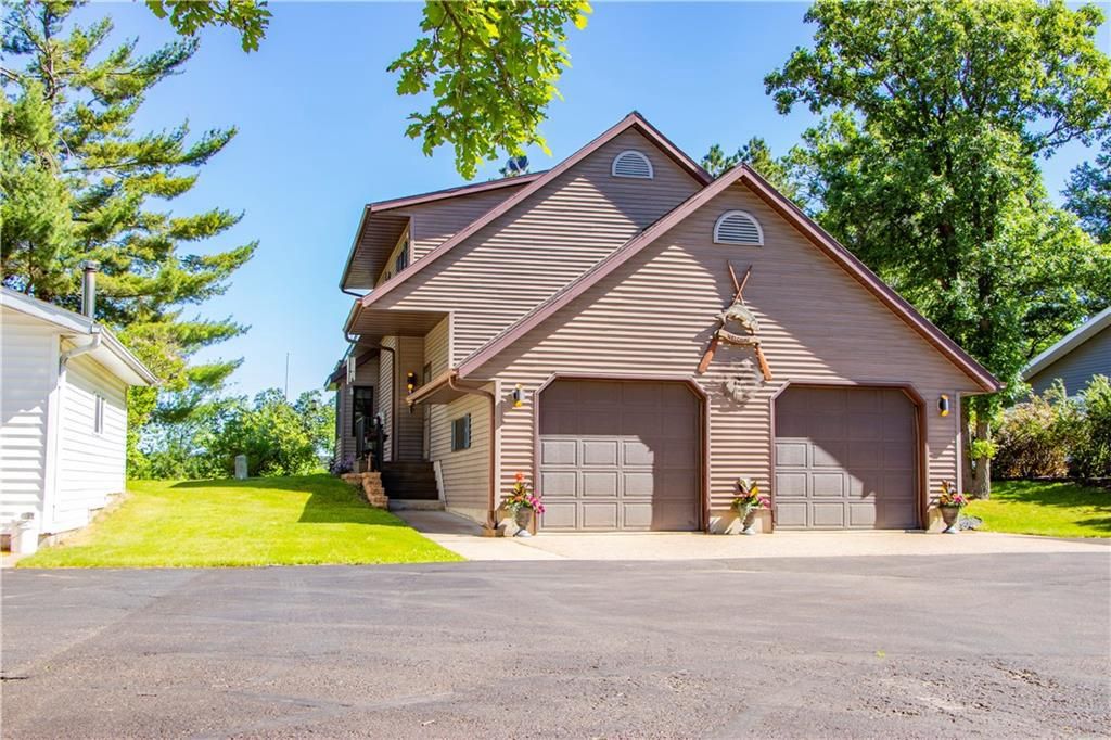 Photo of E20160 Greens Landing ROAD, Augusta, WI 54722 (MLS # 1598150)