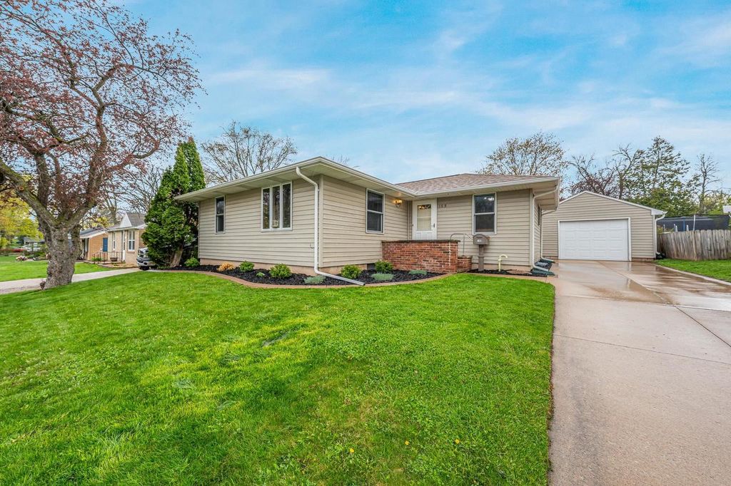Photo of 168 Grant STREET, Kaukauna, WI 54130 (MLS # 50324404)