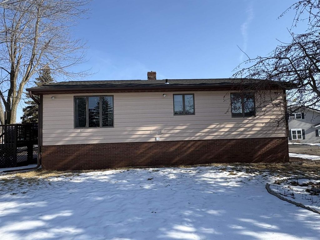 Photo of 3722 N Casaloma DRIVE, Appleton, WI 54913 (MLS # 2017071)