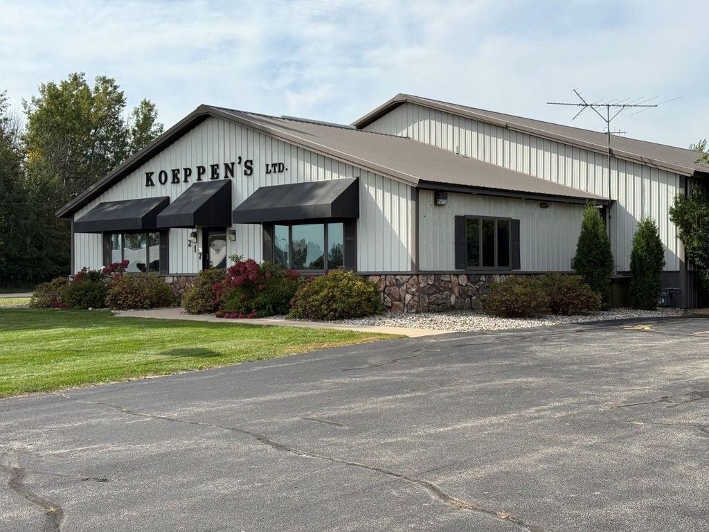 Photo of 217 Industrial AVENUE, Clintonville, WI 54929 (MLS # 50316231)