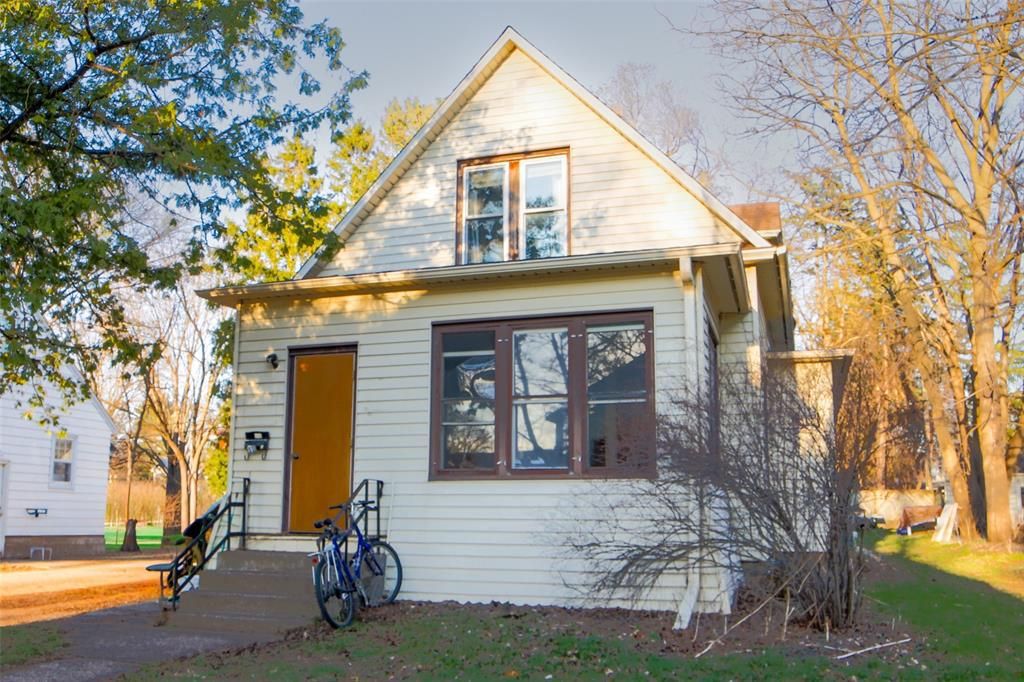 Photo of 1114 7th STREET, Menomonie, WI 54751 (MLS # 1600175)