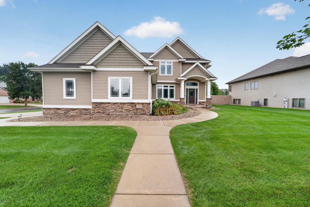 Photo of 1199 Virdon DRIVE, Sun Prairie, WI 53590 (MLS # 2032207)