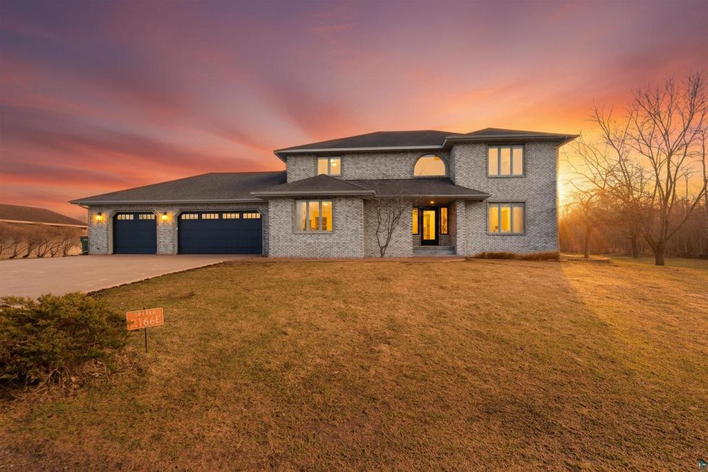 Photo of 2166 E Detroit STREET, Superior, WI 54880 (MLS # 6124803)