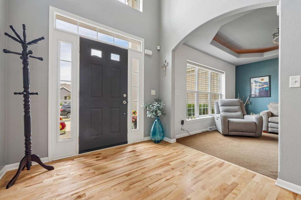 Photo of 261 Ridgeway PATH, Oconomowoc, WI 53066 (MLS # 2024955)