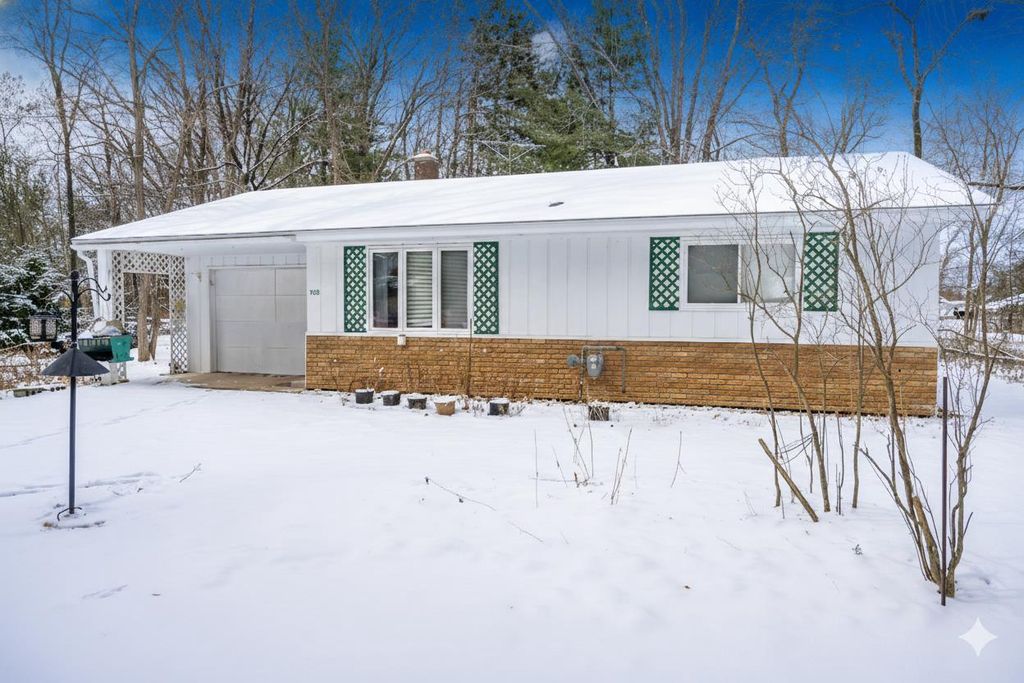 Photo of 702 W 1st STREET, Necedah, WI 54646 (MLS # 2015140)