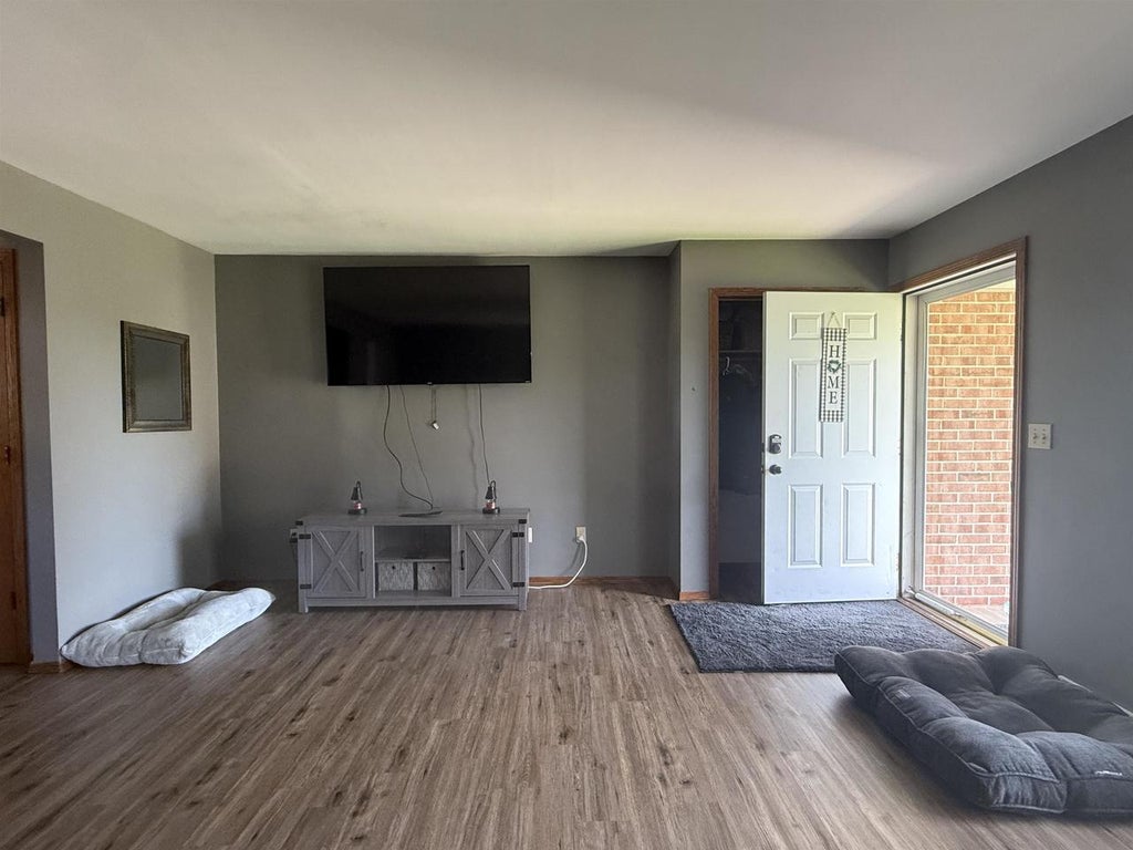 Photo of 1541 Cass STREET, Green Bay, WI 54302 (MLS # 50332631)