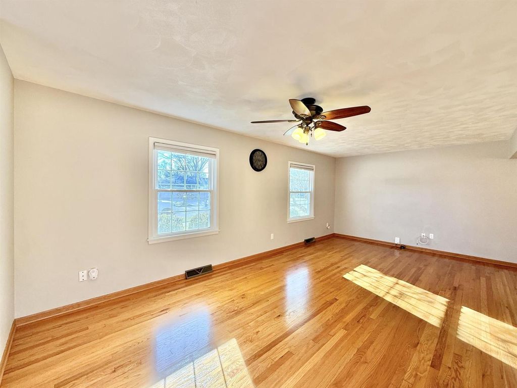 Photo of 2525 Mt Vernon AVENUE, Janesville, WI 53545 (MLS # 2014838)