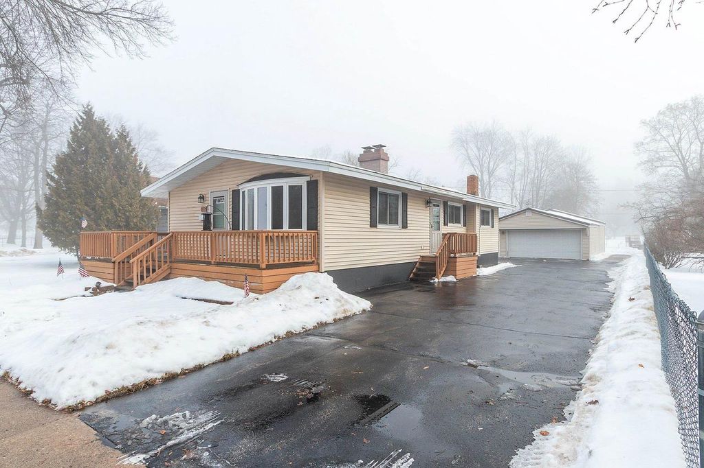 Photo of 180 N Beebe AVENUE, Peshtigo, WI 54157 (MLS # 50319915)