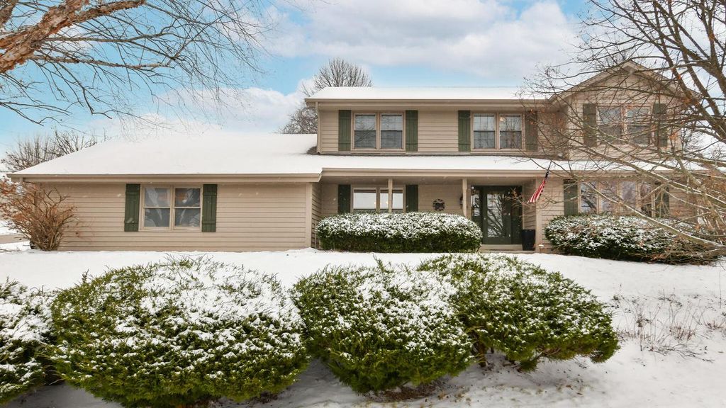 Photo of 2229 Stony Ridge DRIVE, Waukesha, WI 53189 (MLS # 1946139)