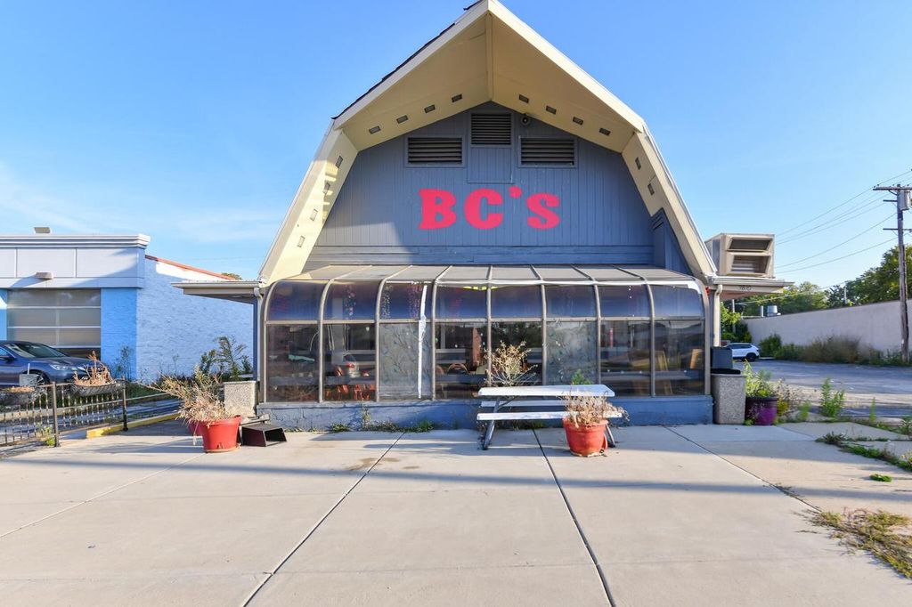 Photo of 3810 Durand AVENUE, Racine, WI 53405 (MLS # 1935941)