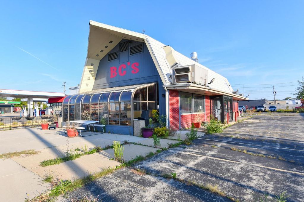 Photo of 3810 Durand AVENUE, Racine, WI 53405 (MLS # 1935941)