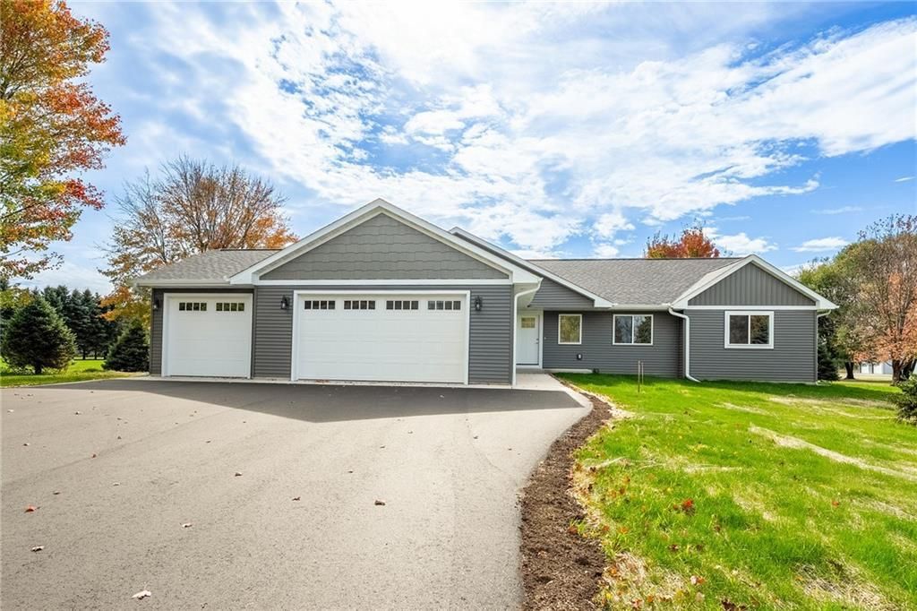 Photo of 14113 90th AVENUE, Chippewa Falls, WI 54729 (MLS # 1597280)