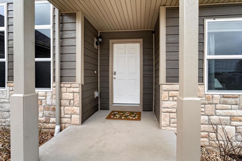 Photo of 381 Bell View AVENUE, Belleville, WI 53508 (MLS # 2020081)