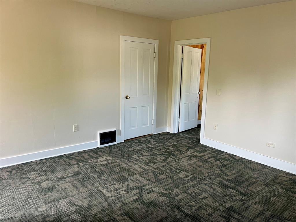 Photo of 1721 Hogeboom Ave #1-2, Eau Claire, WI 54701 (MLS # 1604635)