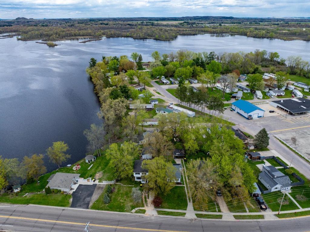 Photo of 955 W State STREET, Mauston, WI 53948 (MLS # 2022344)