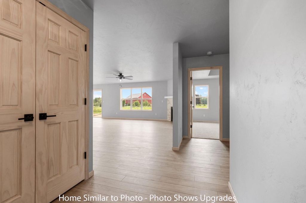 Photo of 1731 Betty Jean LANE, Green Bay, WI 54313 (MLS # 50324872)