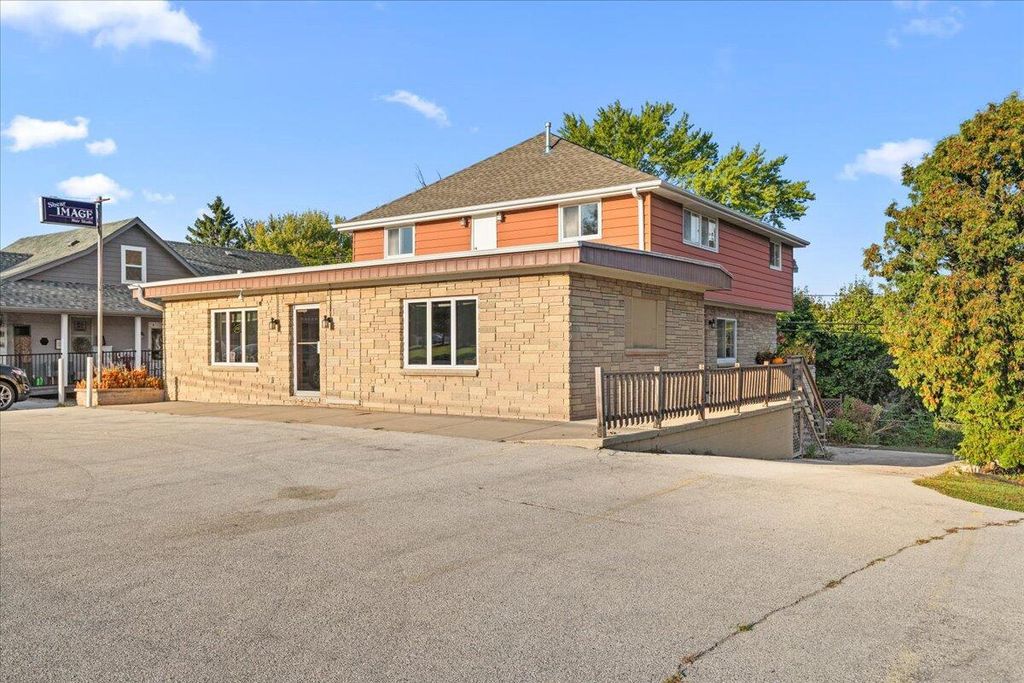 Photo of 1817 N Main STREET #1819, West Bend, WI 53090 (MLS # 1959341)
