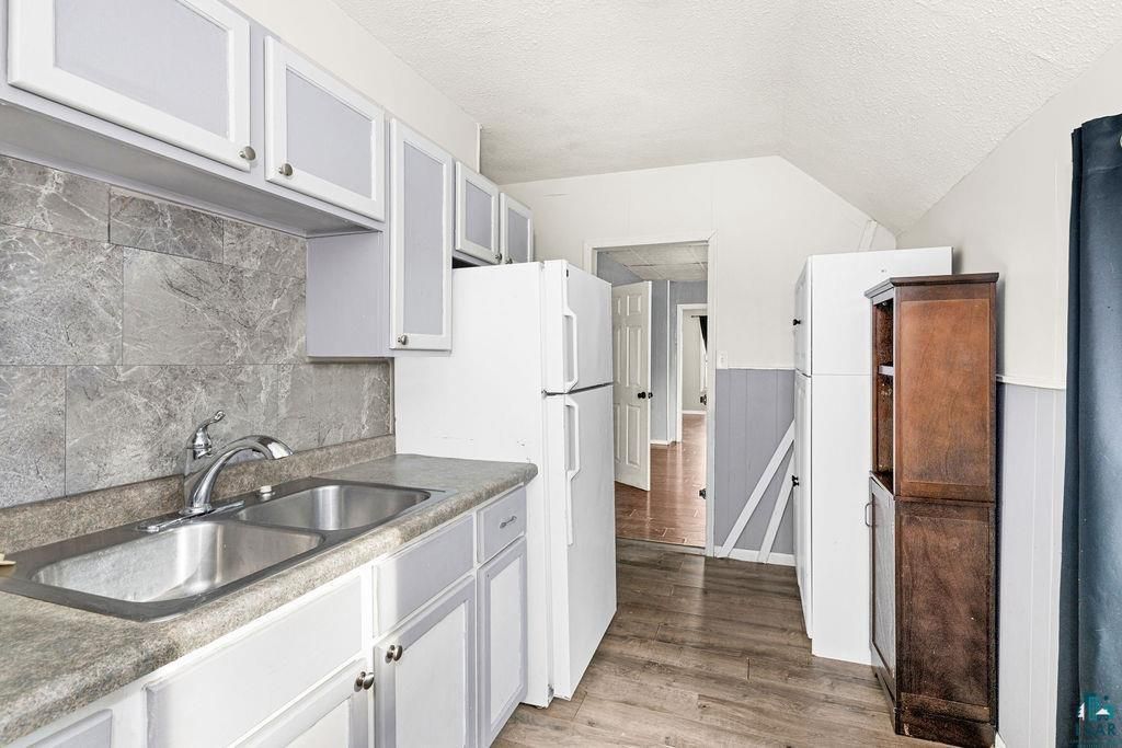 Photo of 605 Weeks AVENUE, Superior, WI 54880 (MLS # 6124633)