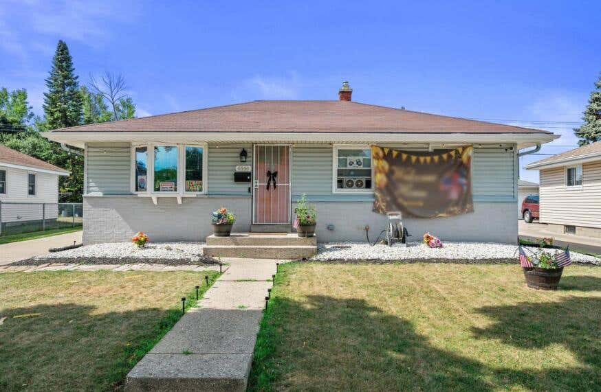 Photo of 6559 W Spokane STREET, Milwaukee, WI 53223 (MLS # 1976109)