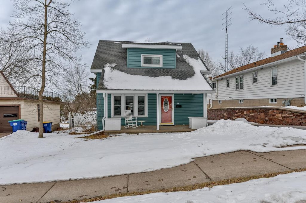 Photo of 306 S 11th AVENUE, Wausau, WI 54401 (MLS # 22600822)