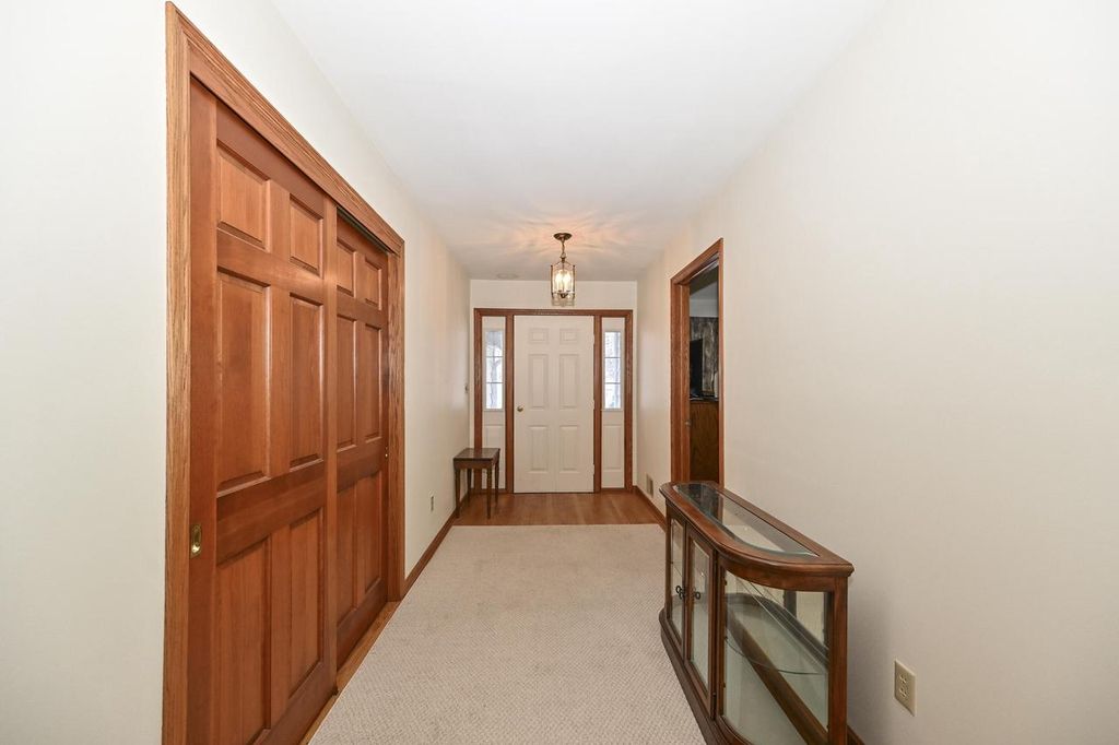 Photo of 7713 W Terrace DRIVE, Franklin, WI 53132 (MLS # 1944735)