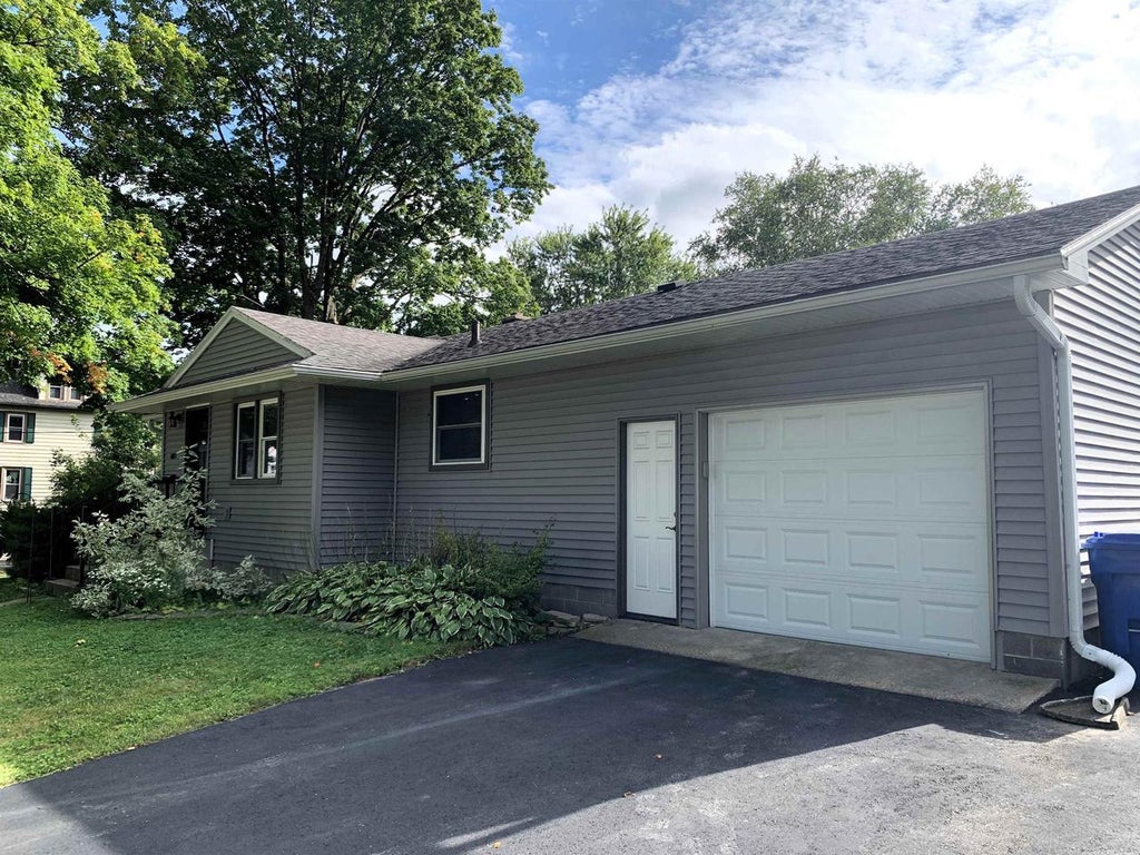 Photo of 407 W Harrison STREET, Columbus, WI 53925 (MLS # 2032501)