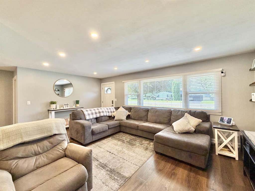 Photo of 2015 Murphy Woods ROAD, Beloit, WI 53511 (MLS # 2030481)
