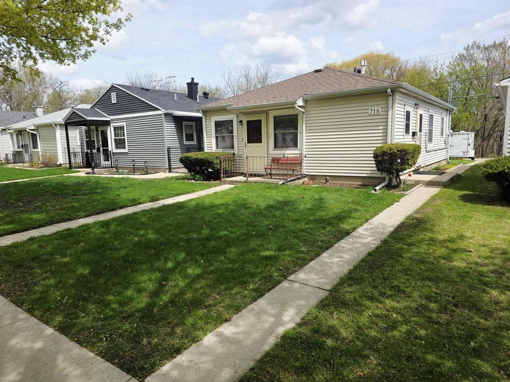 Photo of 718 S 56th STREET, West Allis, WI 53214 (MLS # 2021694)