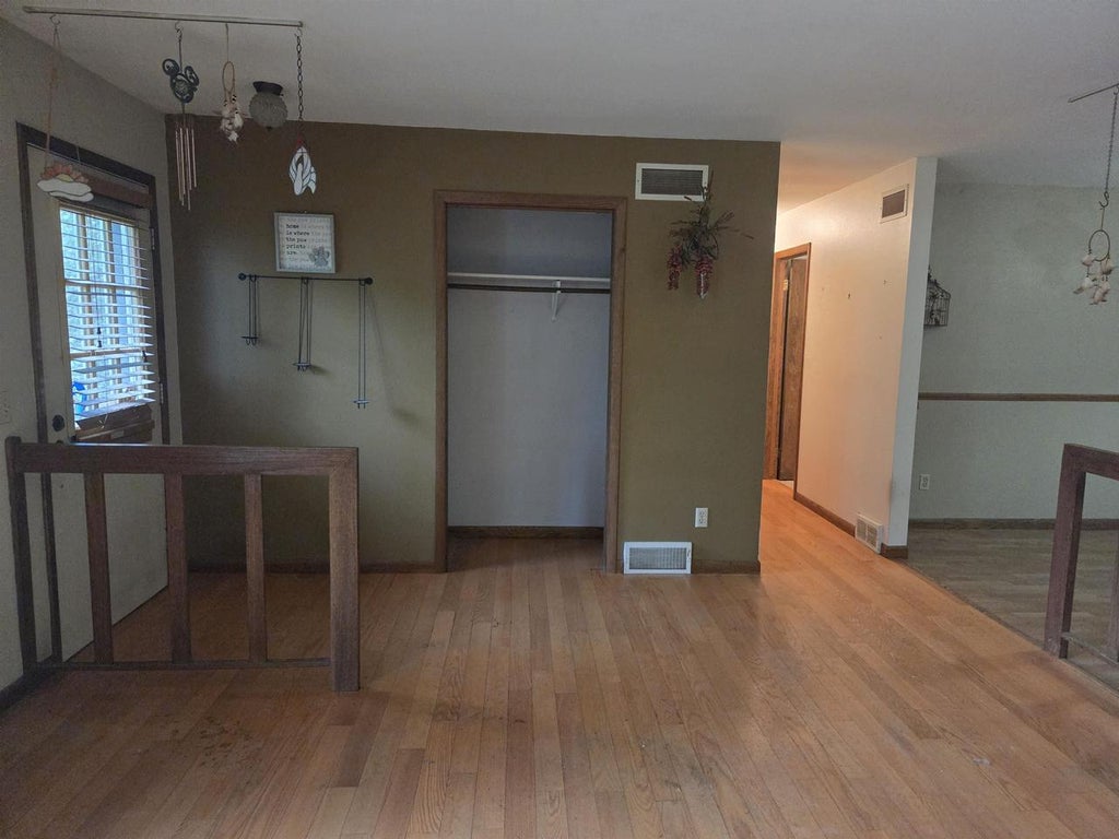 Photo of 116 W Ridge CIRCLE, Cambridge, WI 53523 (MLS # 2034235)